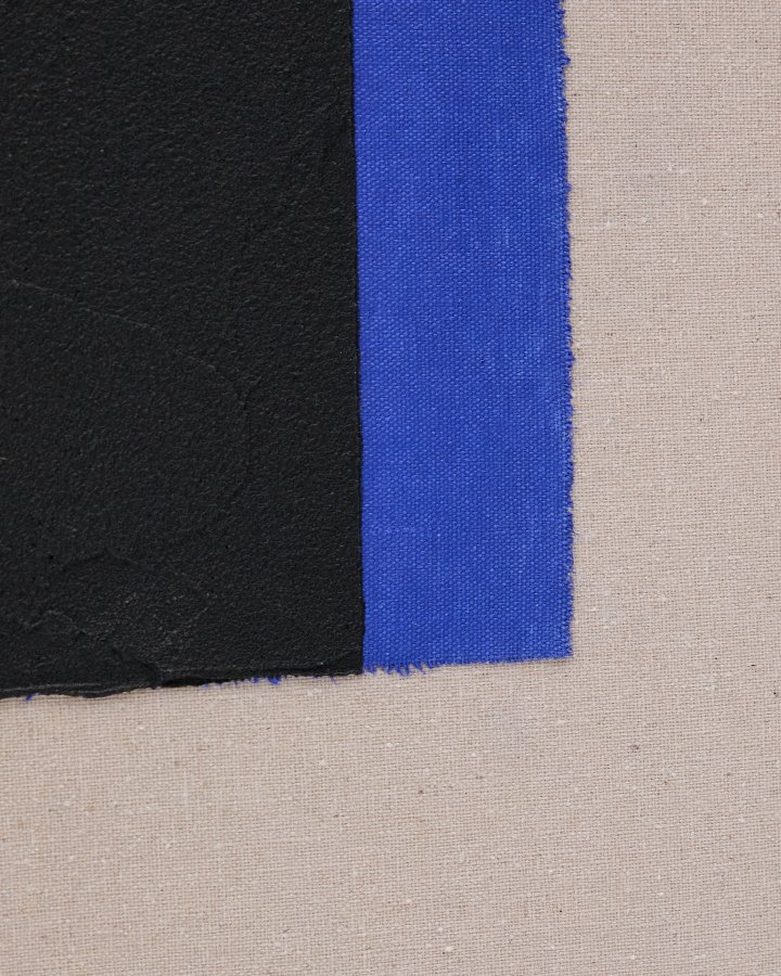 KAVE HOME Zernu hndmalet bl og sort vertikal linje abstrakt billede 42 x 65cm