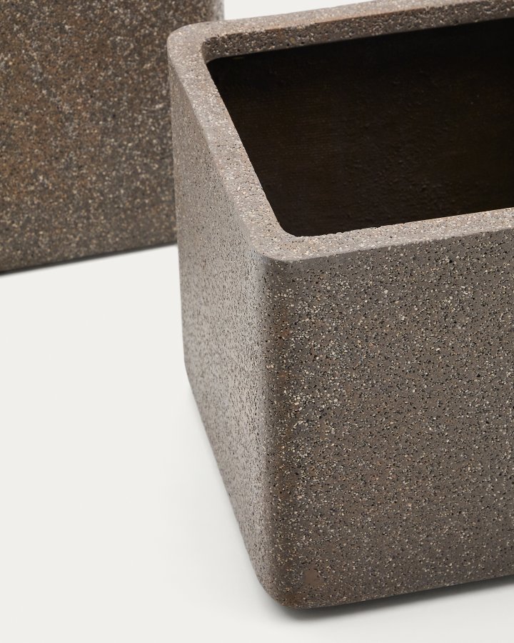 KAVE HOME St med 2 Minoa plantekasser med brun sten effekt 44 x 44 cm