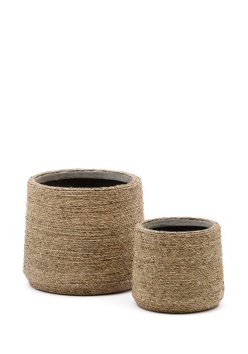 KAVE HOME Sigal st med 2 cementplantepotter i naturlig finish, 24 cm / 31 cm