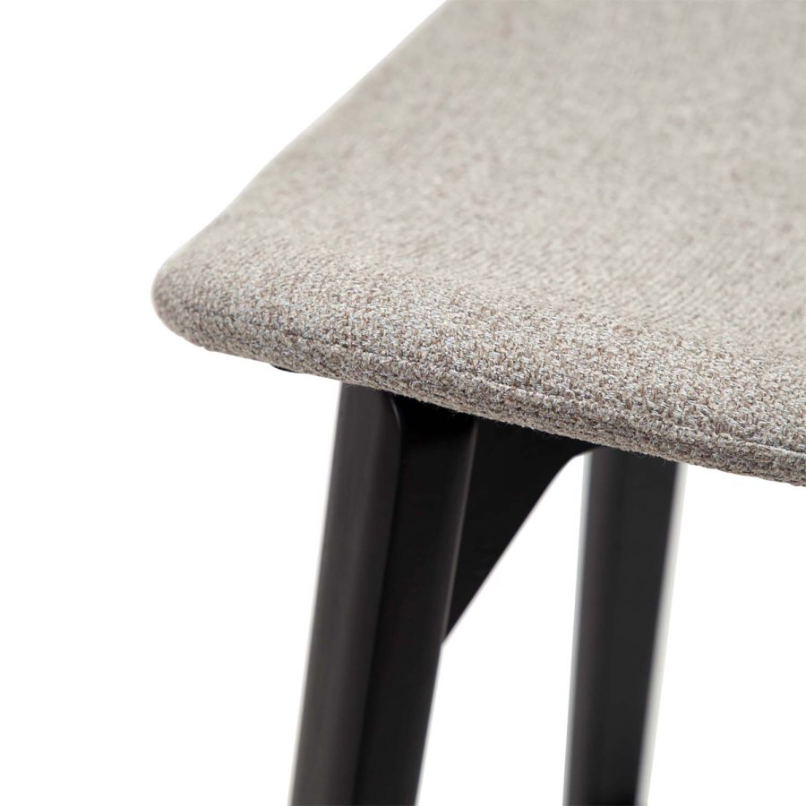 DAN-FORM Paragon barstol, m. rygln og fodsttte - brun bouclé stof og sort asketr