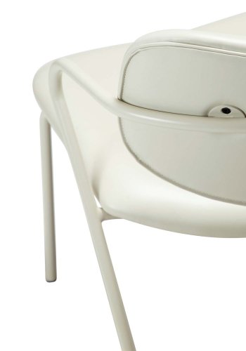 DAN-FORM Zed loungestol, m. armln - knoglehvid kunstlder og knoglehvid stl