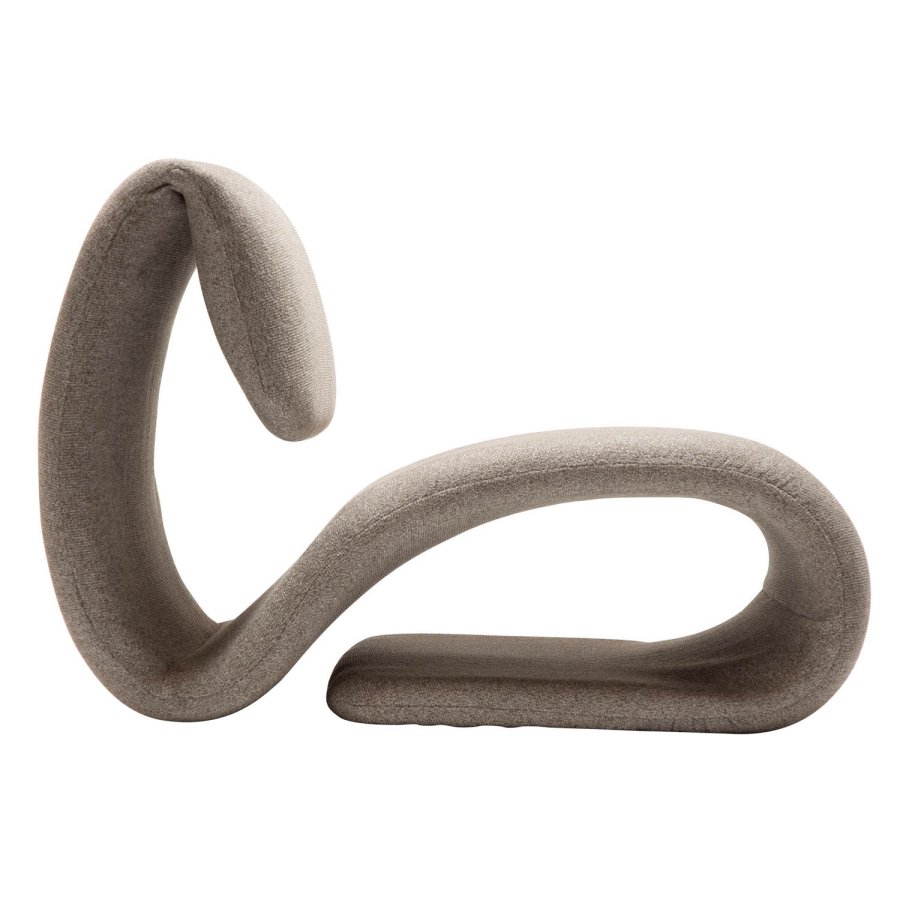 DAN-FORM Dubna loungestol - brun bouclé stof