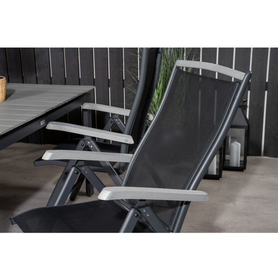 VENTURE DESIGN havest, m. Levels bord, m. udtrk og 4 Albany 5:pos stole - sort alu/gr aintwood