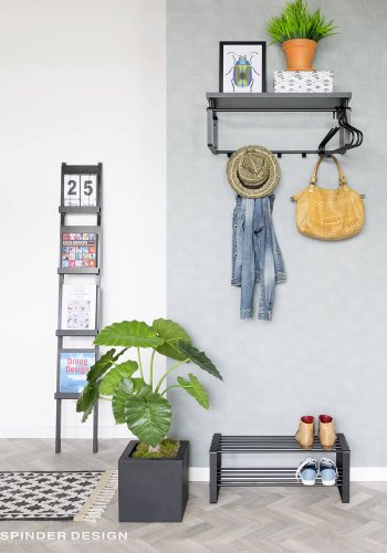 SPINDER DESIGN rektangulr Rex hattehylde, m. 5 knager og bjlestang - sort melamin og stl