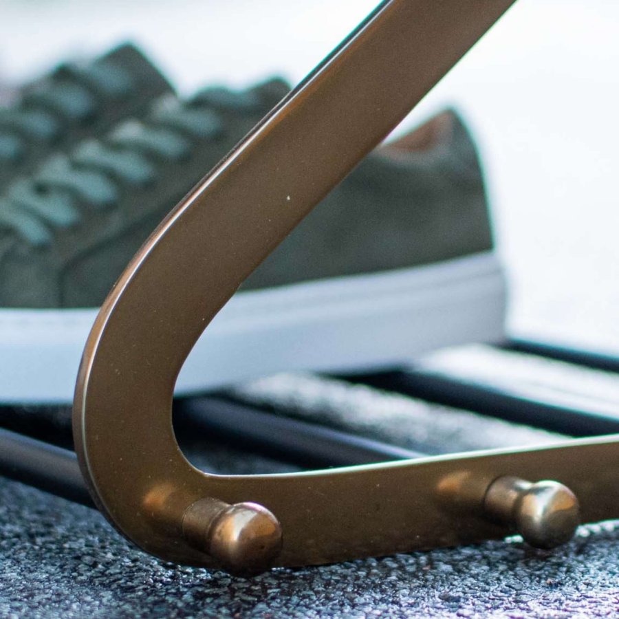 KARE DESIGN Walk Big skohylde - messing og sort metal, m. 3 hylder