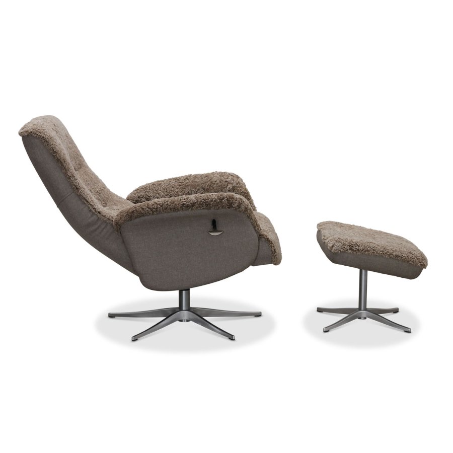 HAGA Ullrik recliner lnestol, m. drejefunktion og fodskammel - lysebrun freskind og metal