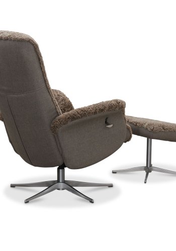 HAGA Ullrik recliner lnestol, m. drejefunktion og fodskammel - lysebrun freskind og metal