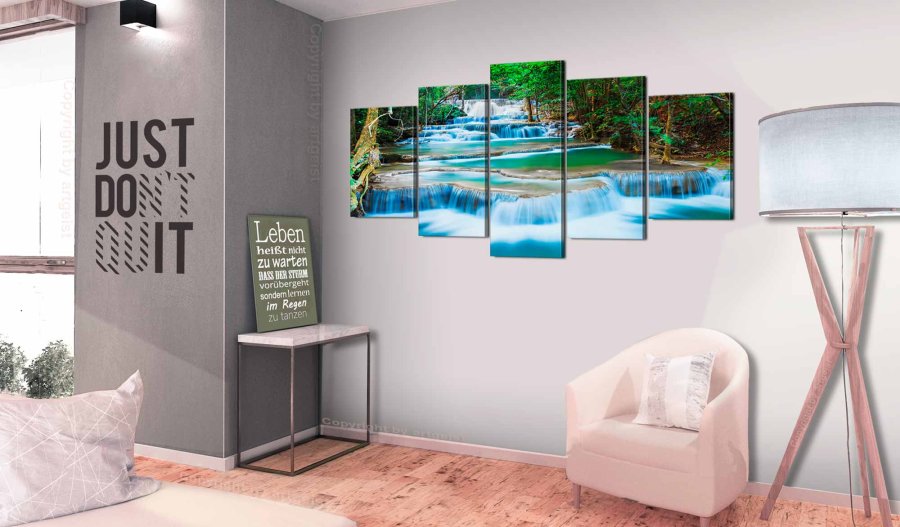 ARTGEIST Blue Waterfall in Kanchanaburi, Thailand billede - multifarvet print, 2 strrelser