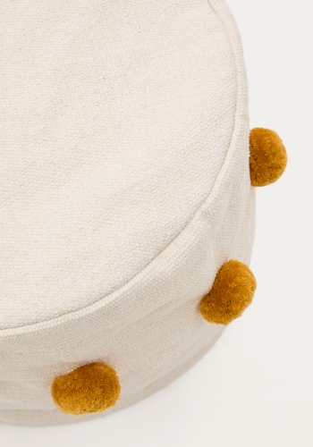 KAVE HOME Manua beige, bomuldspuff med sennepsfarvede kvaster, 40 cm