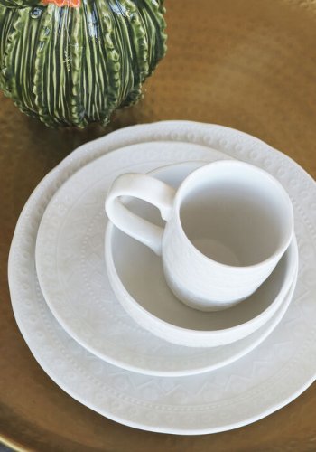 KARE DESIGN Karma krus, m. reliefmnster, rund - hvid keramik (H:9)