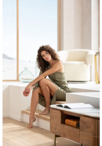 KARE DESIGN Grace TV-bord, m. 2 lger og 1 skuffe - marmor, natur mangotr og stl (145x42)