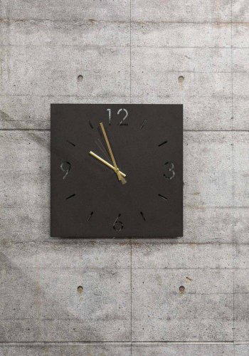 SPINDER DESIGN Time vgur, kvadratisk - sort stl (40x40)