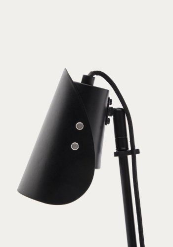 KAVE HOME Jula skrivebordslampe med klemme i sort metal