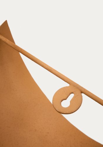 KAVE HOME Nibla vgmonteret lysarmatur i terracotta-effekt metal