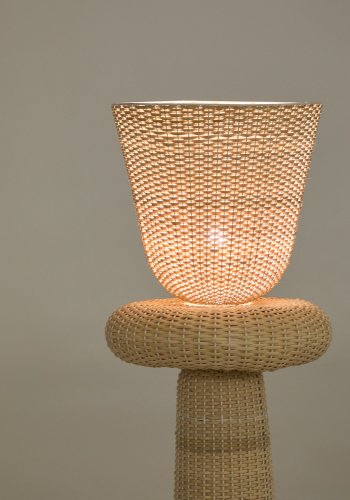 KAVE HOME Neuda gulvlampe i rattan med let finish