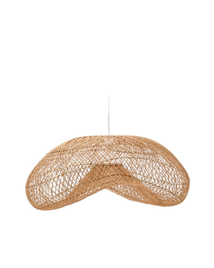 KAVE HOME Isora loftlampeskrm i rattan med naturlig finish 81 x 56 cm