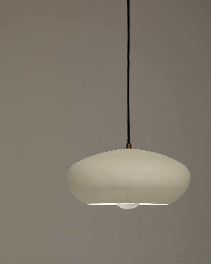 KAVE HOME Inda metalloftslampe i hvid finish, 30 cm