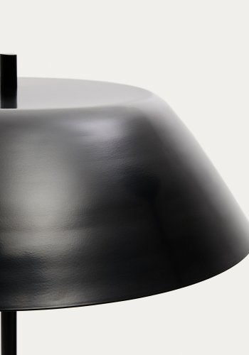 KAVE HOME Sayra gulvlampe lavet af sort marmor og metal i sortmalet finish