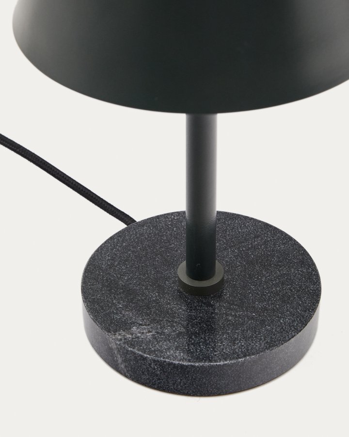 KAVE HOME Calina bordlampe - grn metal og sort marmor