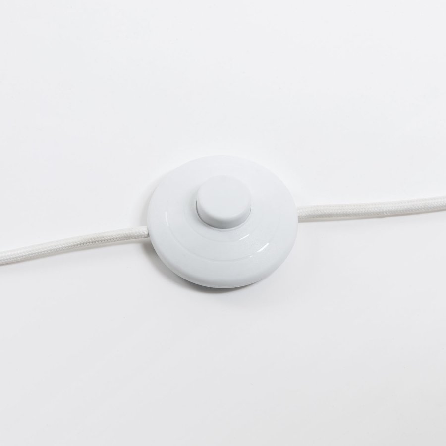 KAVE HOME Damila gulvlampe - natur rattan og hvid metal