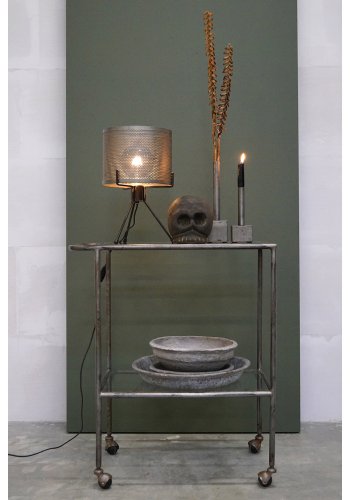 TRADEMARK LIVING rund bordlampe - jern m. klar lak ( 25)