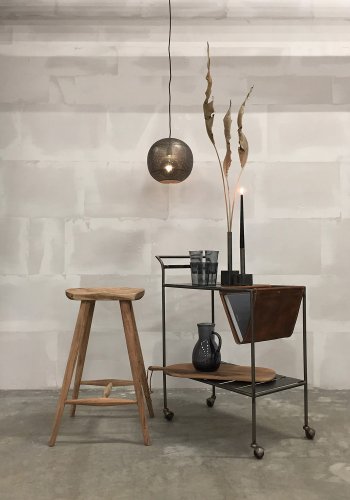 TRADEMARK LIVING aflangt skrebrt, m. lderstrop - tr m. patina (69x30)