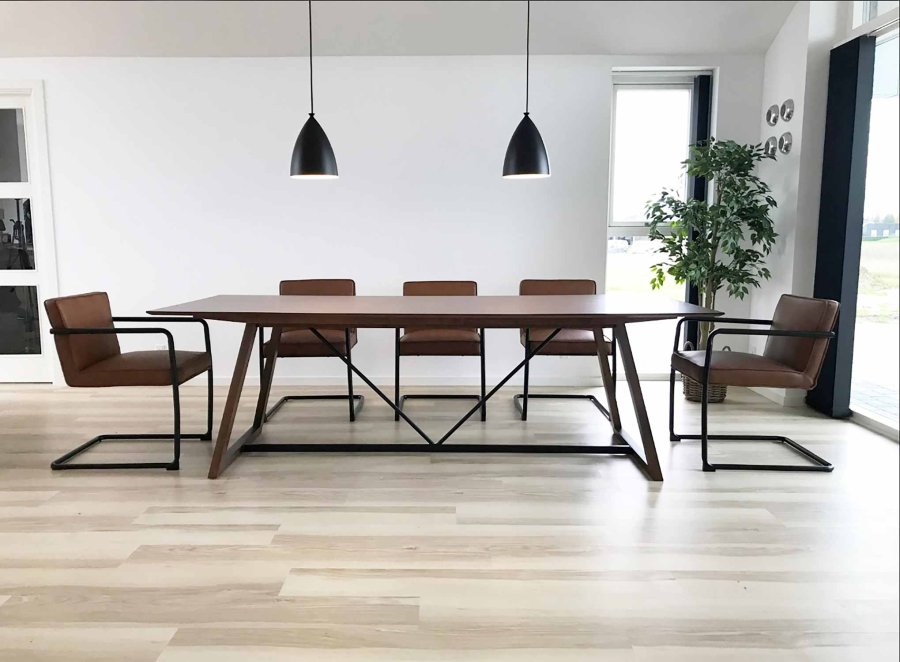 HOUSE NORDIC Caor kurve - flettet cubu rattan, rund, m. hanke (st m. 4)