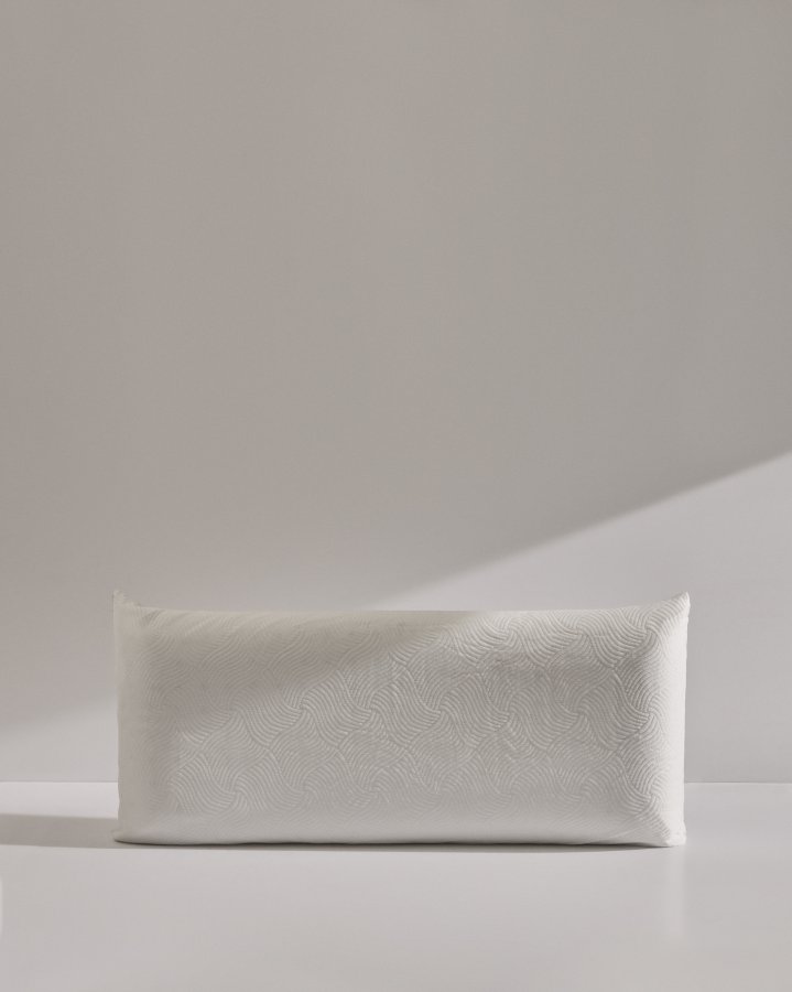 KAVE HOME Sasa viskoelastisk pude 33 x 70 cm