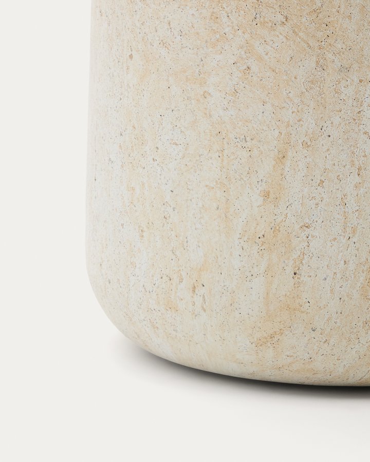 KAVE HOME Drasi cement sidebord med travertineffekt finish Ã˜60cm