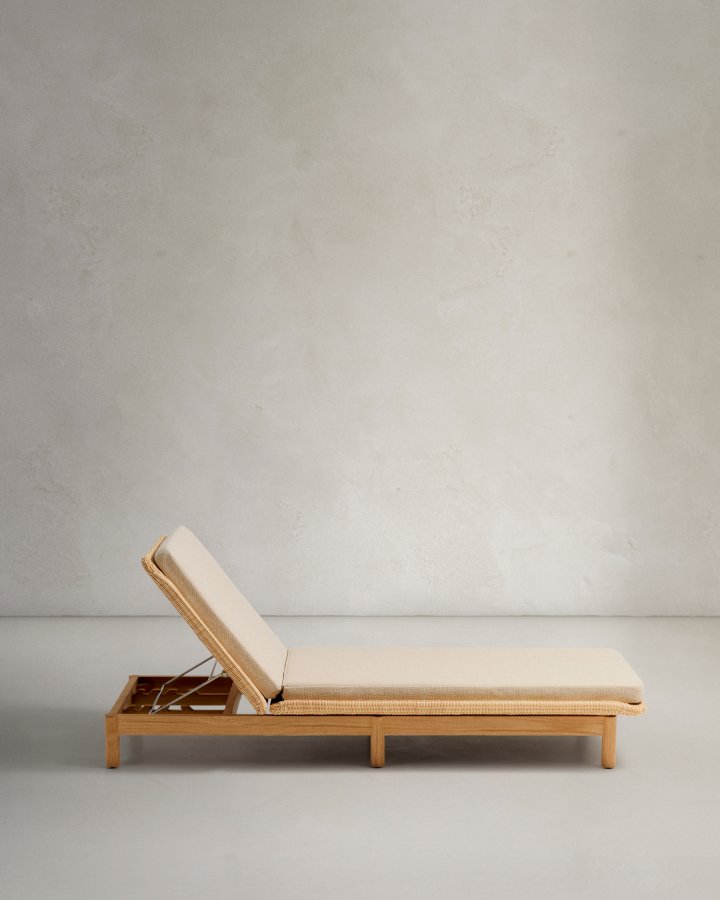 KAVE HOME Galea liggestol i FSC 100% massivt teaktr og syntetisk rattan