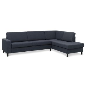 Pan set 3 OE right sofa med chaiselong - bl polyester stof og sort tr