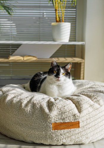 ANIMOOD Coco puf til kledyr, rund - lys beige genbrugt Bouclé stof (67)