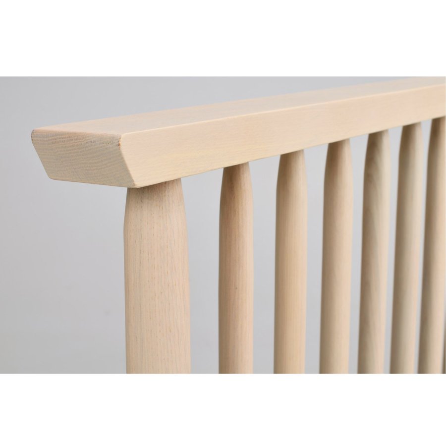 ROWICO Riggins sengegavl - hvidpigmenteret eg og metal (B:194)