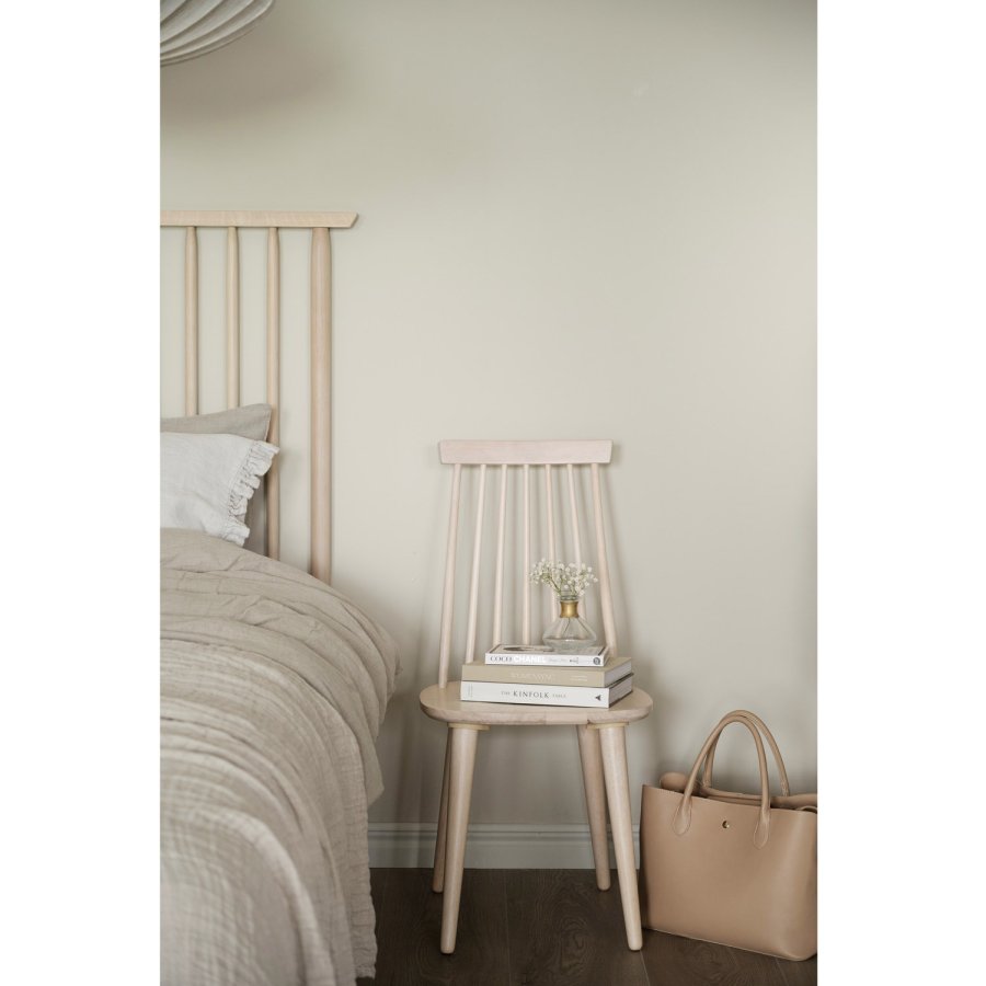 ROWICO Riggins sengegavl - hvidpigmenteret eg og metal (B:194)