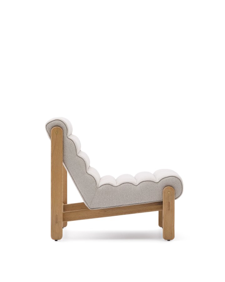 KAVE HOME Magira beige lnestol i massivt egetr med naturlig finish