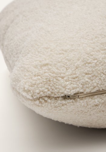 KAVE HOME Martina ecru bouclé pude 60 x 52 cm