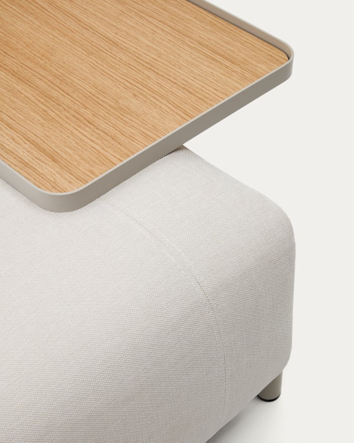 KAVE HOME Large Compo-bakke i egefiner med naturlig finish og beige metalstruktur