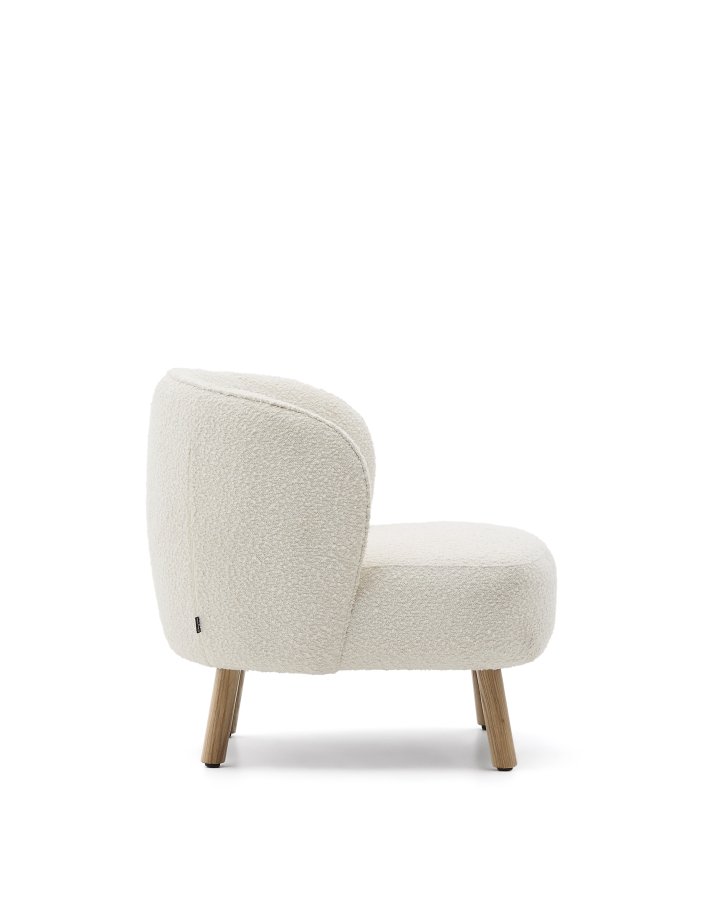 KAVE HOME Ulit lnestol - hvid bouclé stof og natur bgetr