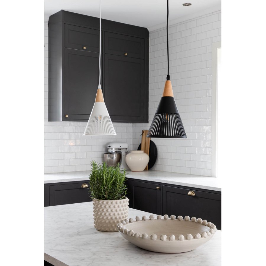 VENTURE DESIGN Gruid loftlampe - natur tr og sort jern