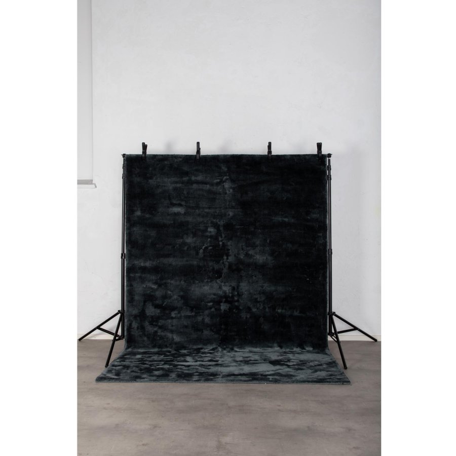 VENTURE DESIGN Indra gulvtppe - grafitgr viskose og bomuld (200x300)