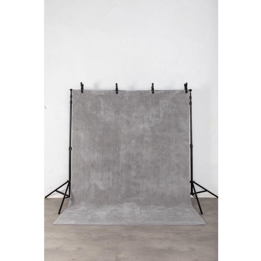 VENTURE DESIGN Undra gulvtppe - slv viskose (250x350) 