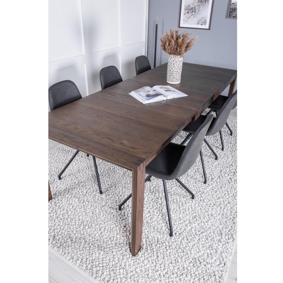 VENTURE DESIGN Slider spisebordsst, m. 6 stole - smoked egefiner/eg og sort PU/sort metal