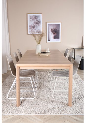 VENTURE DESIGN Slider spisebordsst, m. 6 stole - hvidvasket egefiner/eg og hvid rattan/hvid metal