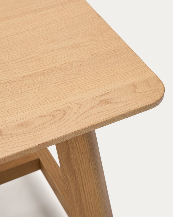 KAVE HOME Idun bord lavet af finer og massivt egetr med naturlig tone finish FSC 100% 200x100cm