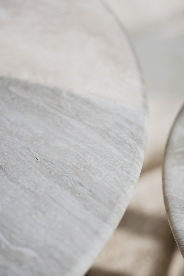 ROWICO Taransay sofabord, rund - beige travertin og hvidvasket eg (60)