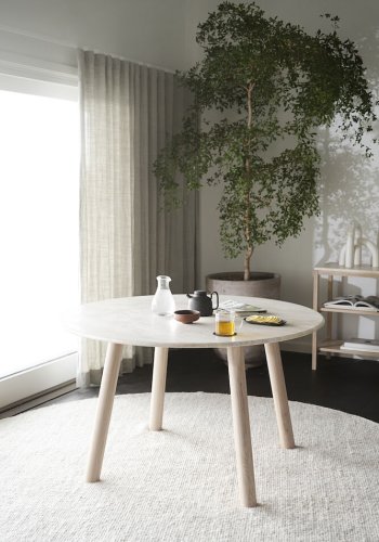 ROWICO Taransay spisebord, rund - beige travertin og hvidvasket eg (125)