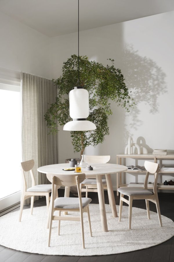 ROWICO Taransay spisebord, rund - beige travertin og hvidvasket eg (125)