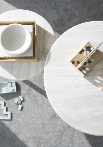 ROWICO Taransay sofabord, rund - beige travertin og brun eg (90)