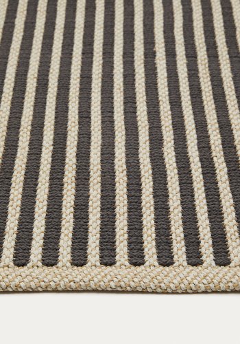 KAVE HOME Satanca beige og sortstribet tppe lavet af syntetiske fibre 160 x 230 cm