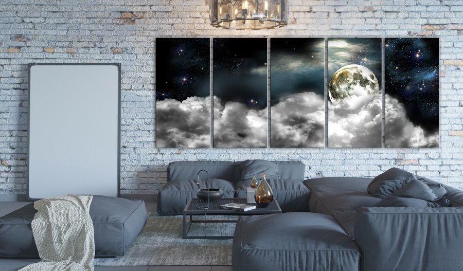 ARTGEIST Moon in the Clouds I - Billede af mnen gemt i skyer trykt p lrred - Flere strrelser